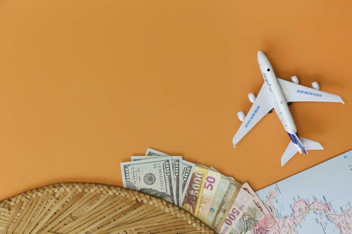 Saving Travel Hacks for 2026 Trip Planning